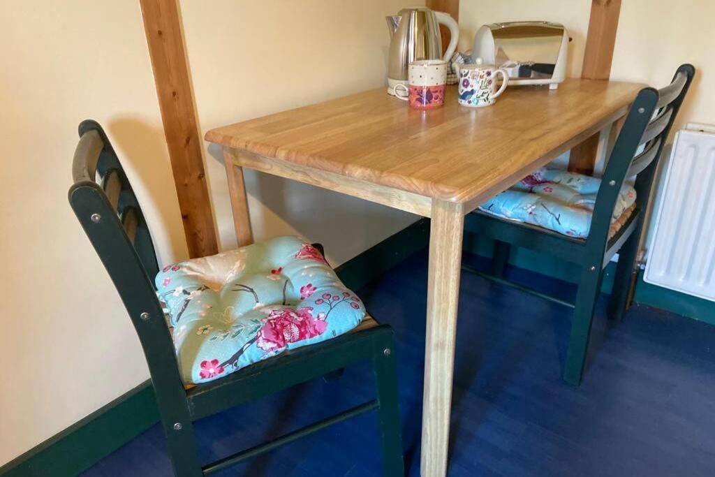 The Cosy Cabin Swinford Bagian luar foto