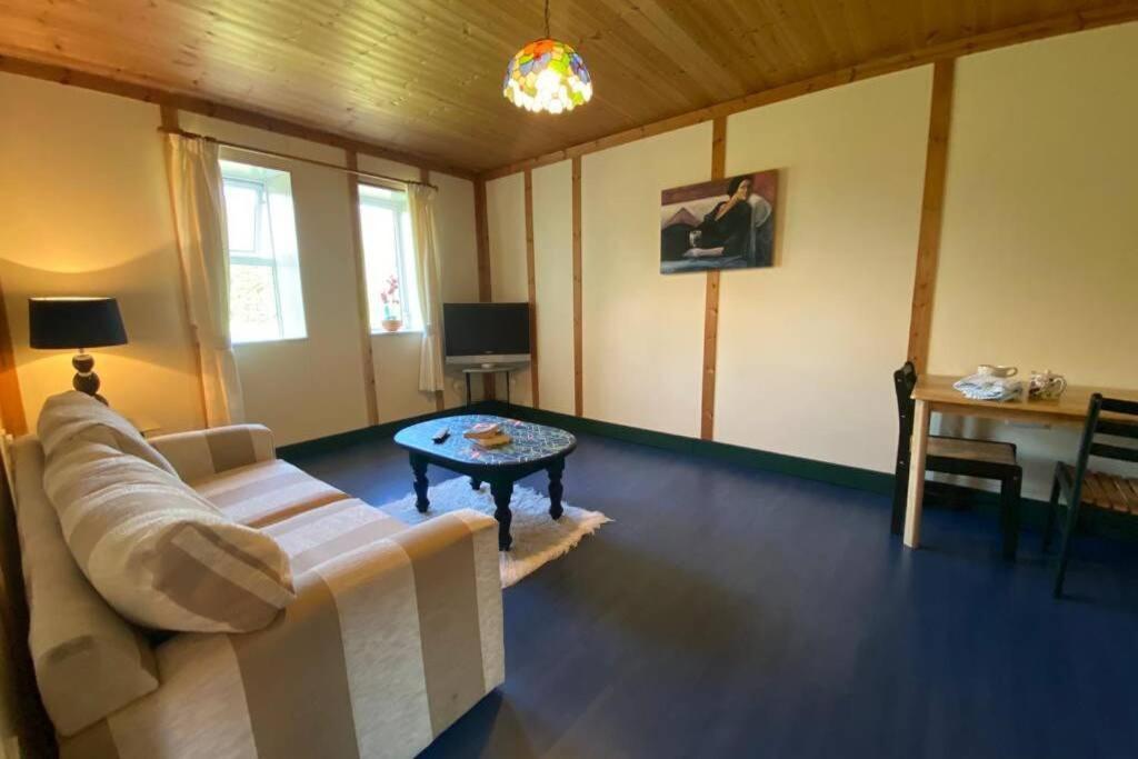 The Cosy Cabin Swinford Bagian luar foto